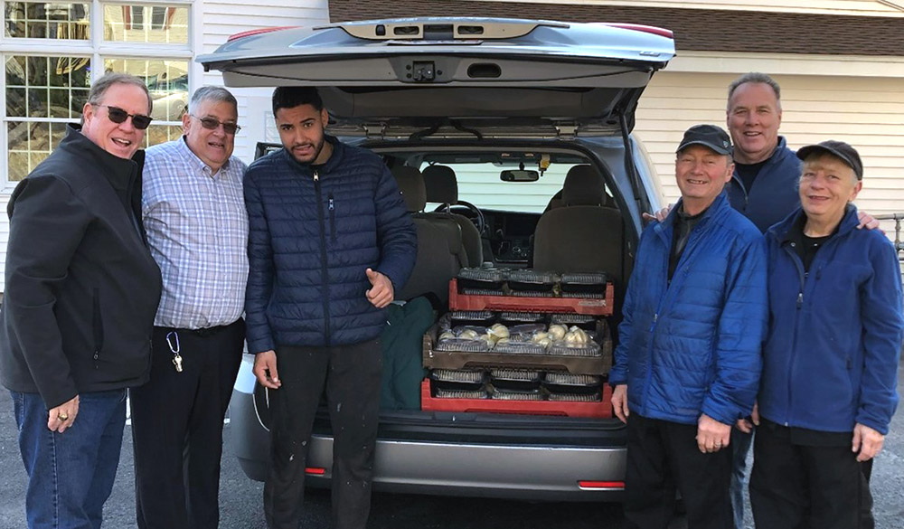 Thanksgiving Day Meal Donations